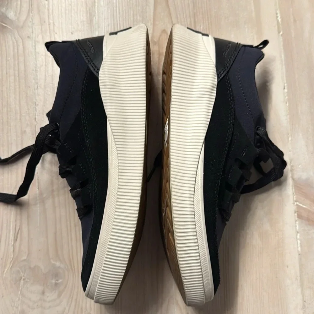 Sorel sneakers